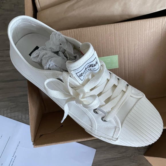 Rockfish white sneakers ( water repellent ) - Picture 3 of 11